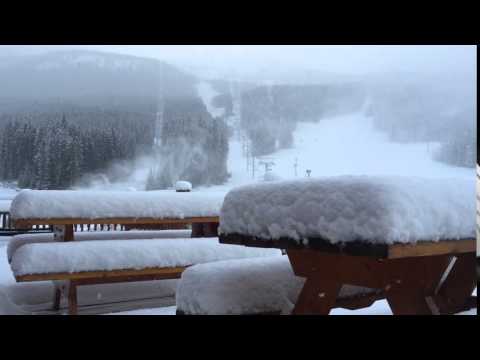 Winter has officially arrived at Lake Louise! November 2, 2015 @ 8:45 AM.